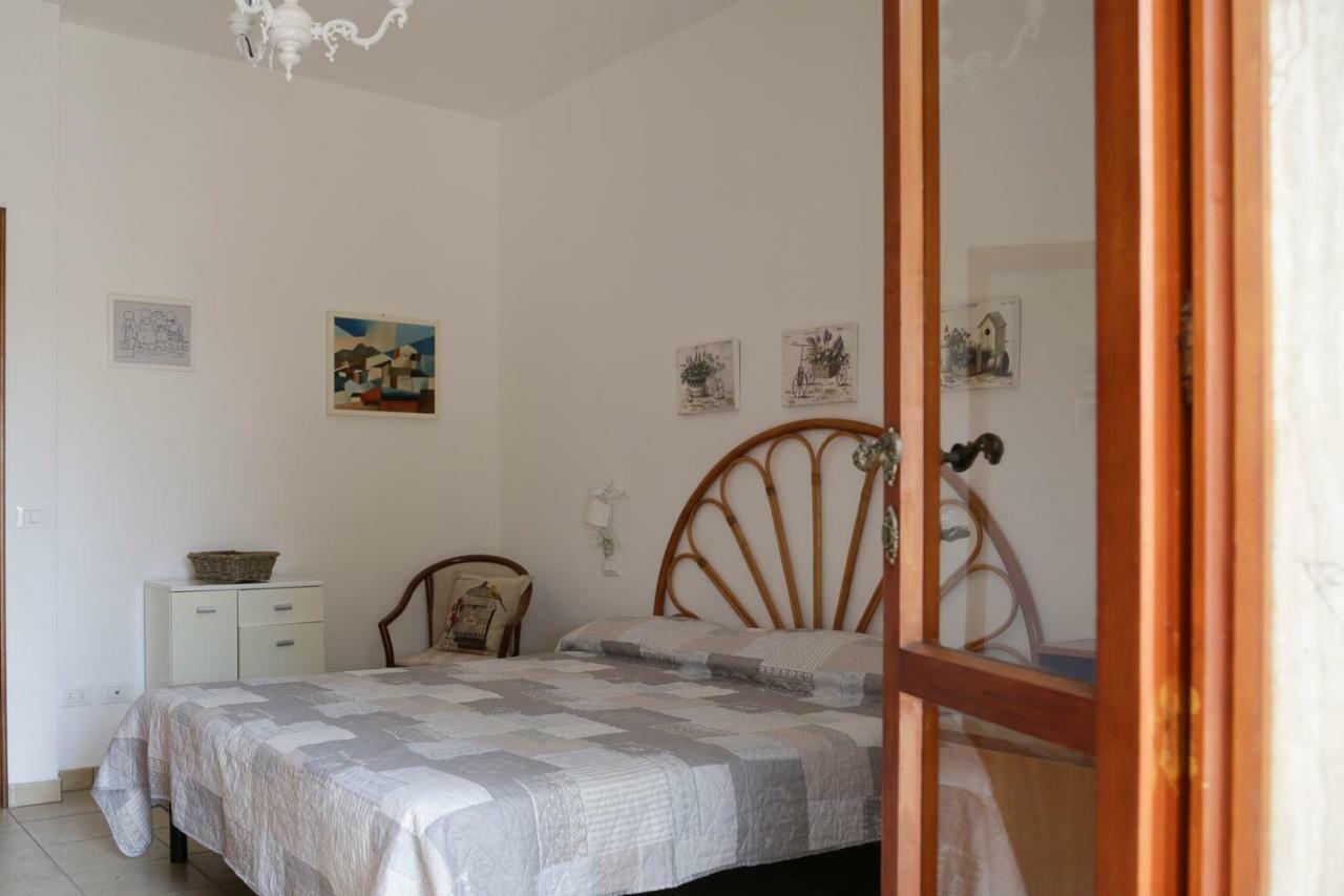 הוילה פורטופראיו Padulella Mare By Helloelba מראה חיצוני תמונה